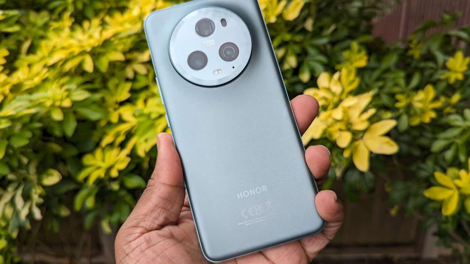 Honor Magic 5 Pro Body