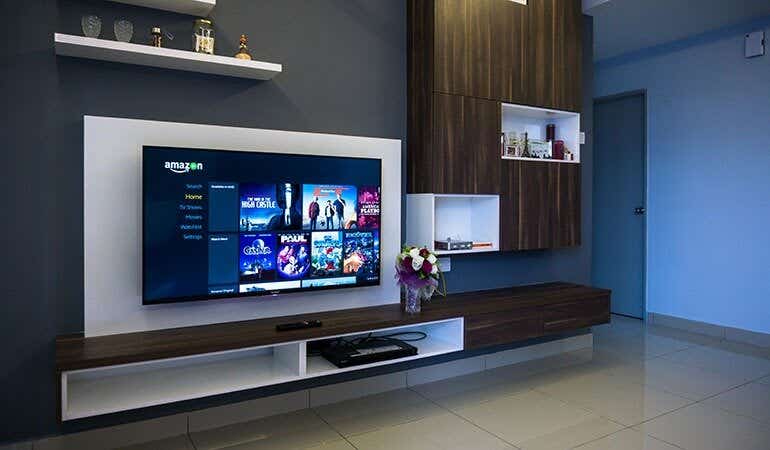 smart tv and home entertainment