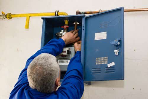 How to move your gas or electricity meter