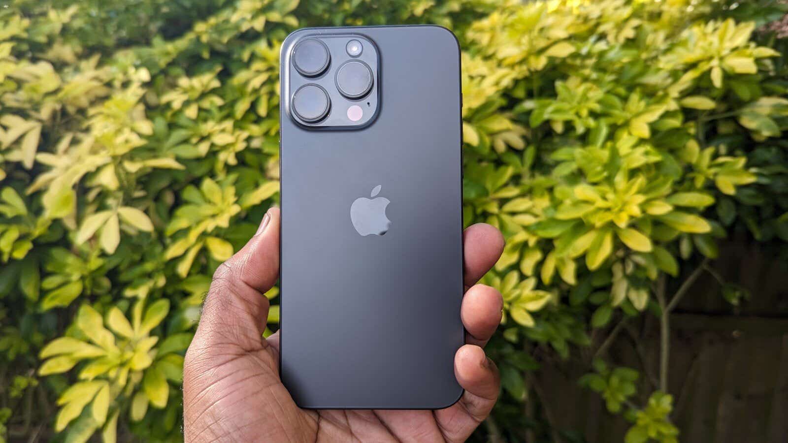 iPhone 15 Pro Max back cameras