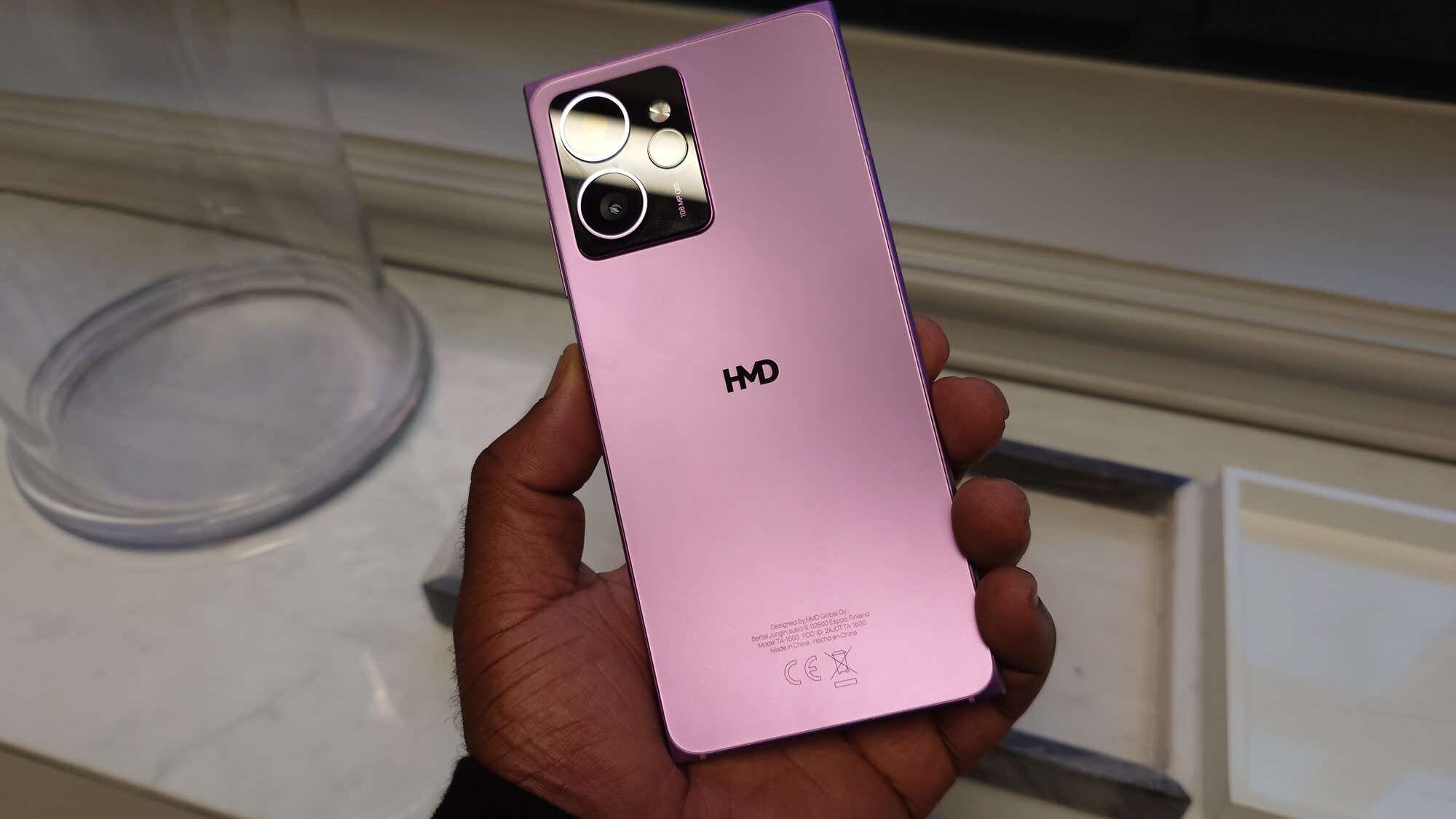 HMD Skyline in neon pink - rear