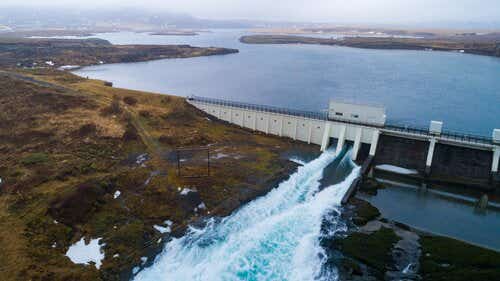 Hydropower dam