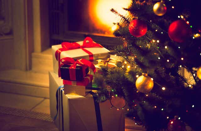 Are Christmas presents covered on home insurance - Christmas tree