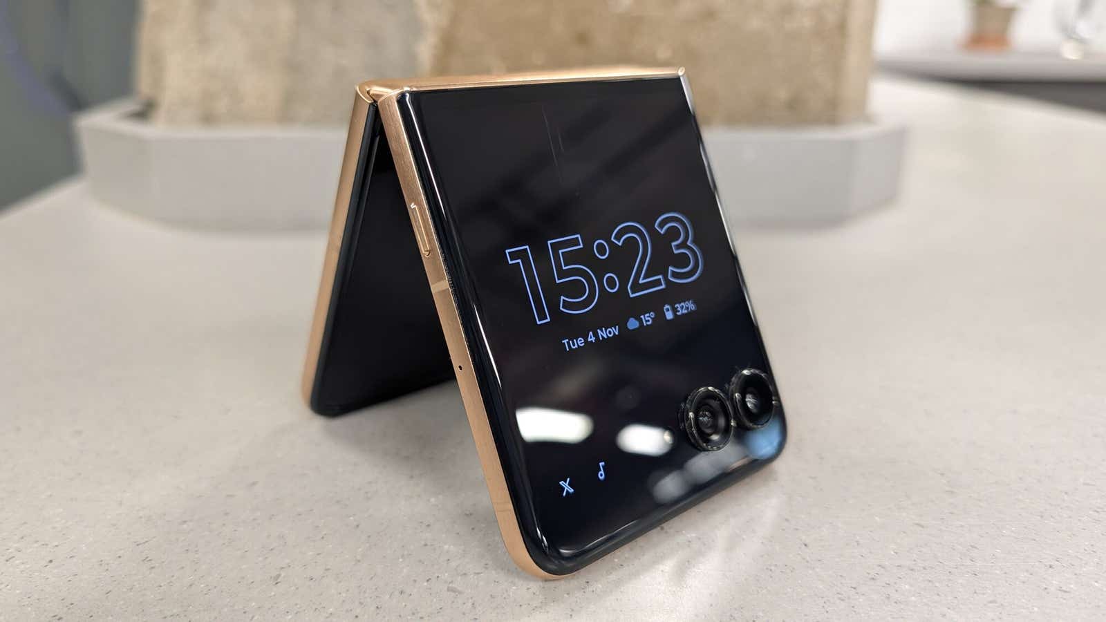 Motorola Razr 60 Ultra Review - Uswitch