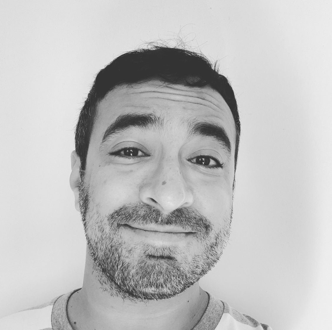 Picture of Written by Ray Ali, Content Editor - Mobiles