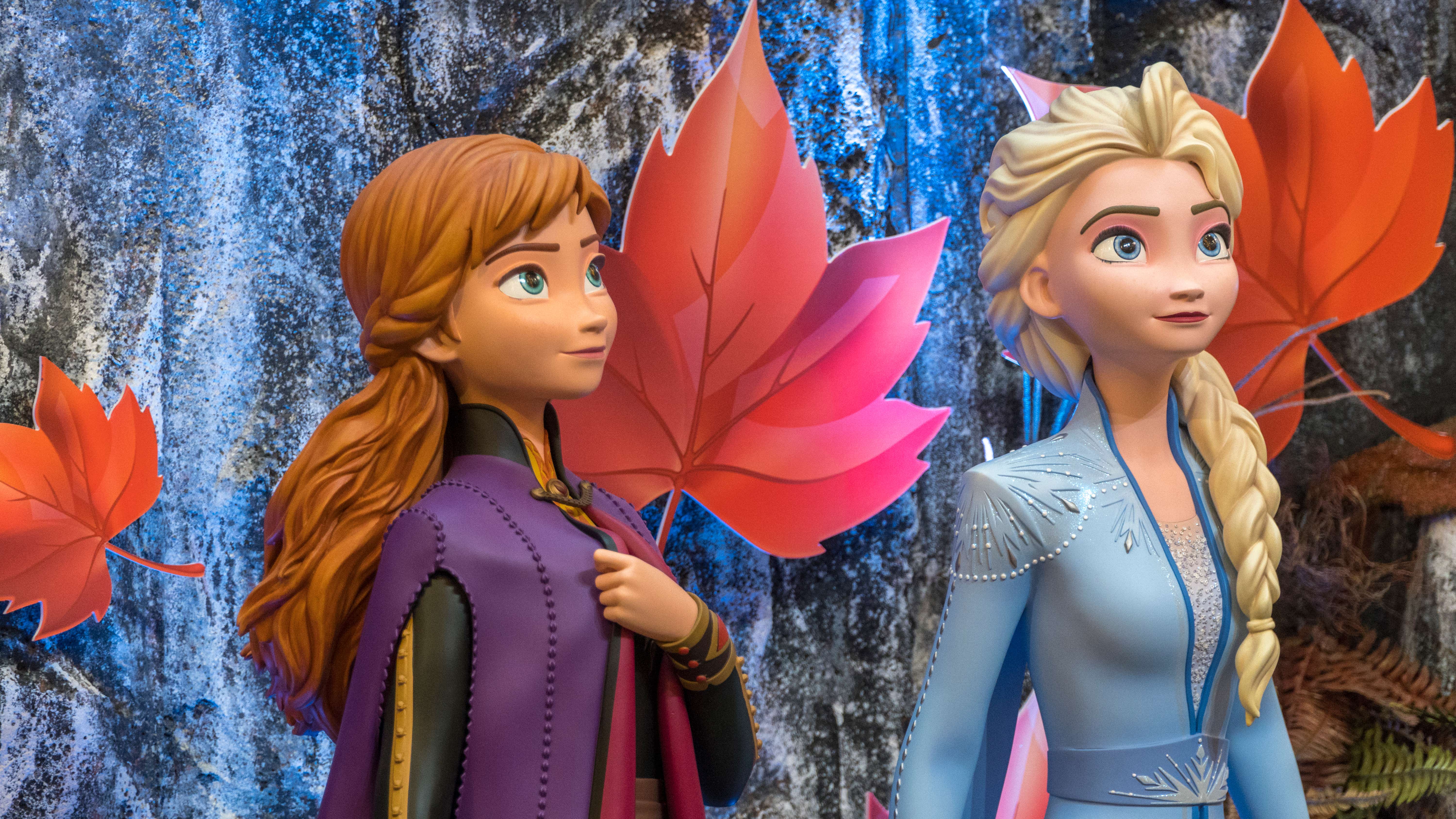 Elsa Frozen 2 VS Disney Princesses 