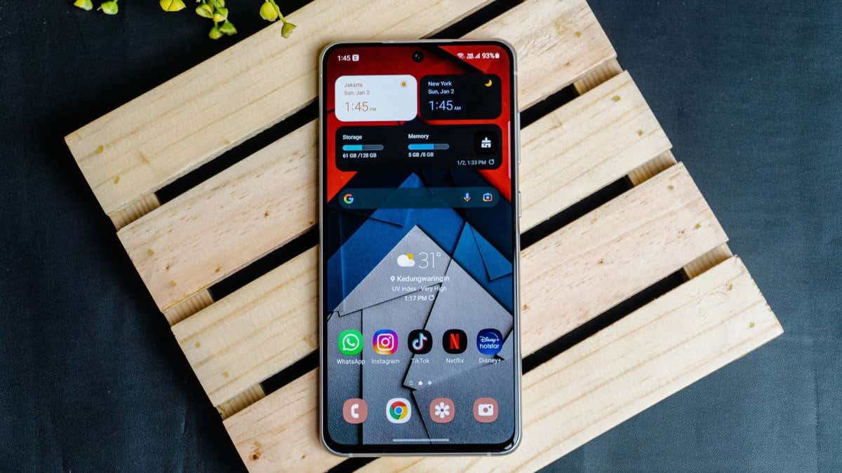 Best budget smartphones 2022 top 9 phones ranked Uswitch