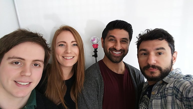 LG G5 group selfie