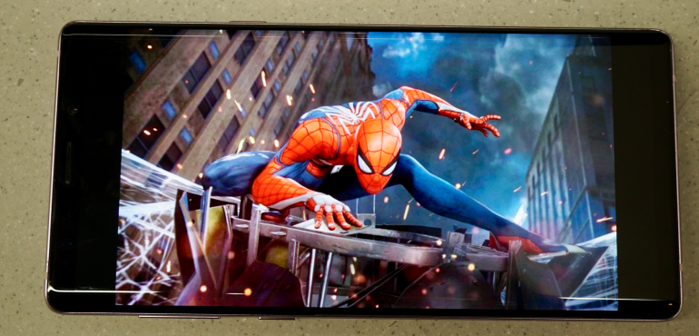 Samsung Galaxy Note 9 screen Spiderman hero size