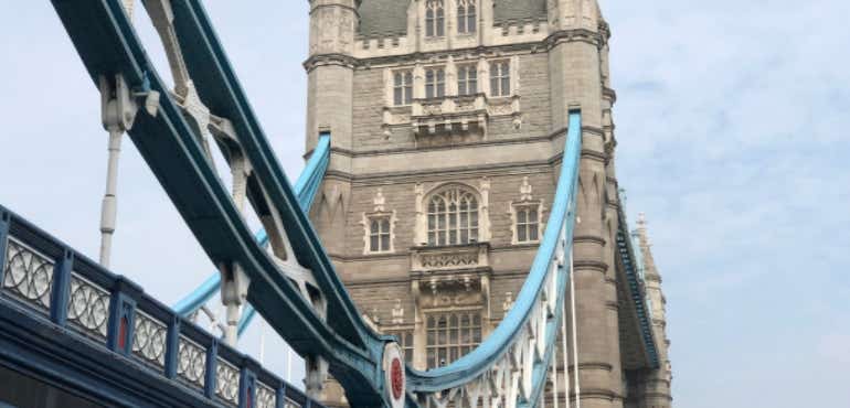 iPhone 8 Plus camera sample Tower Bridge
