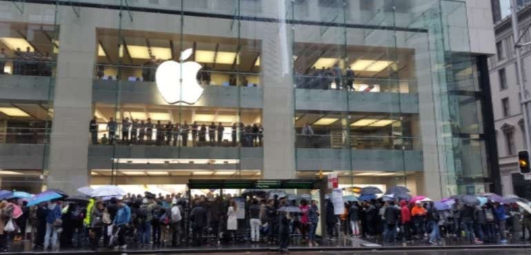 apple store queues
