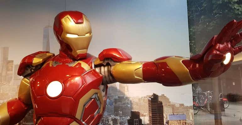 Samsung Galaxy Note 8 camera sample Iron Man