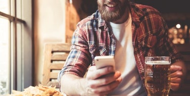 UK pubs reopen with ordering apps