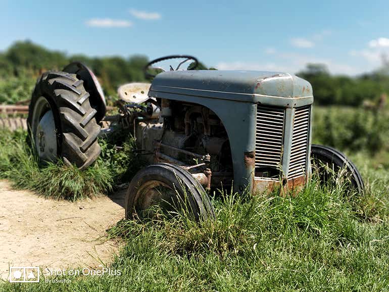 OnePlus 5 portrait mode tractor