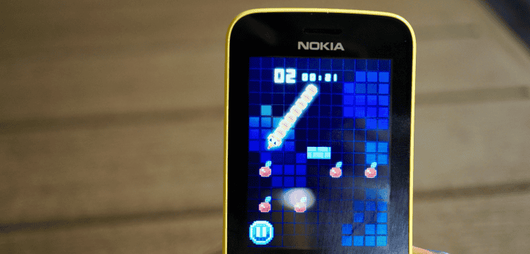 Nokia 8110 Snake game hero size