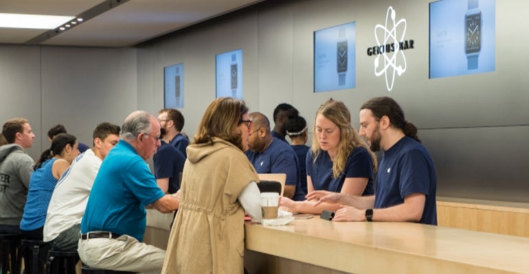 Apple Store Genius Bar