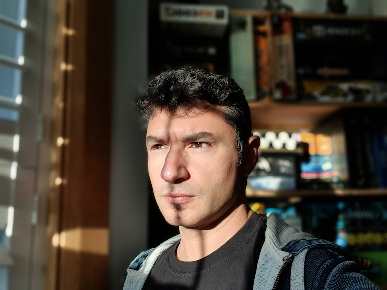 Self Portrait - Galaxy S10