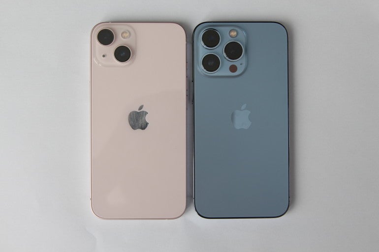 iPhone 13 vs iPhone 13 Pro main