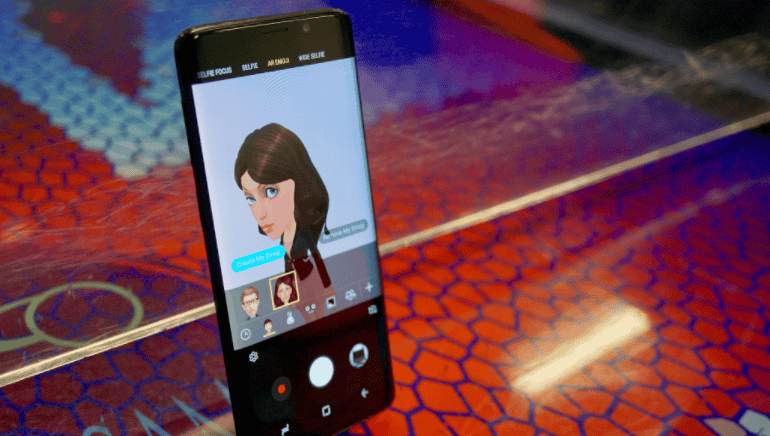 Samsung Galaxy S9 AR Emoji female