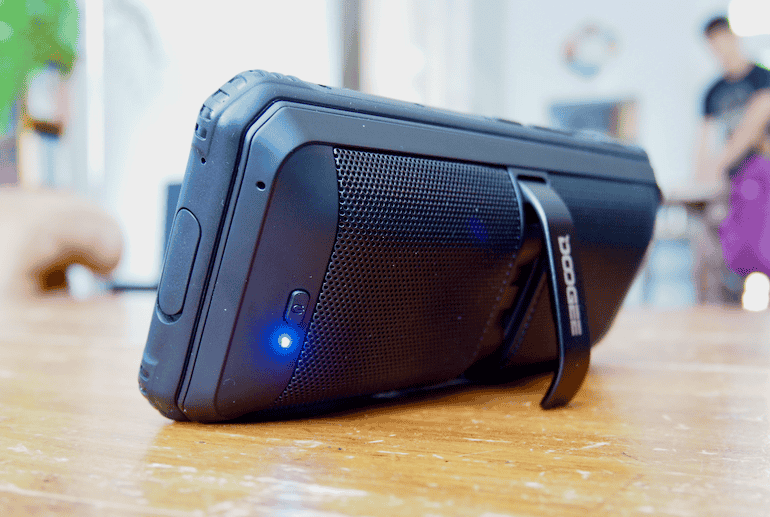 Doogee S95 Pro speaker on