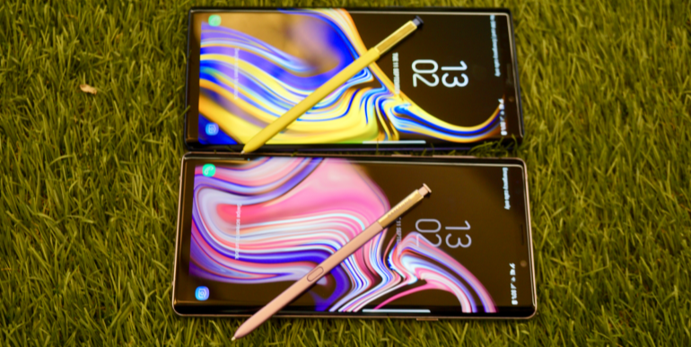 Samsung Galaxy Note 9 purple and blue lock screens S Pen stylus