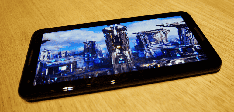 Google Pixel 3XL gaming screen hero size