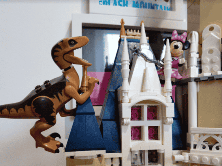 Huawei Mate 40 Pro camera sample toys