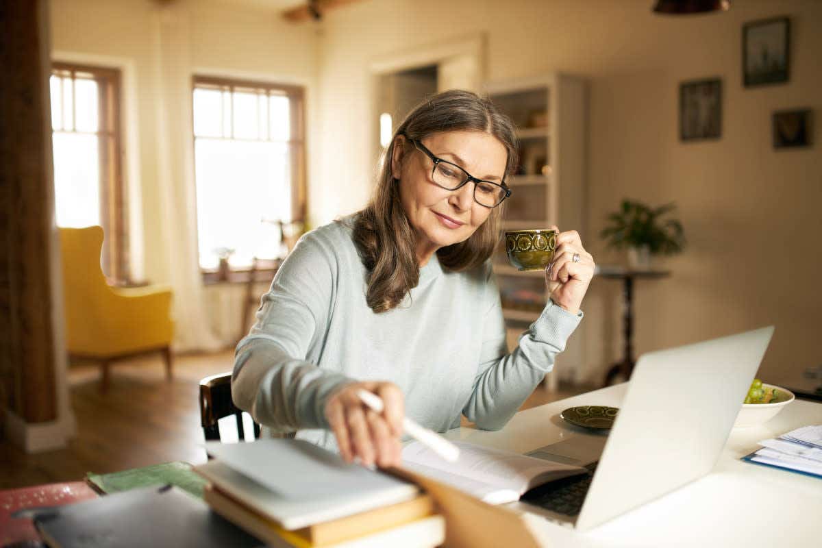 Lady working at a desk at home