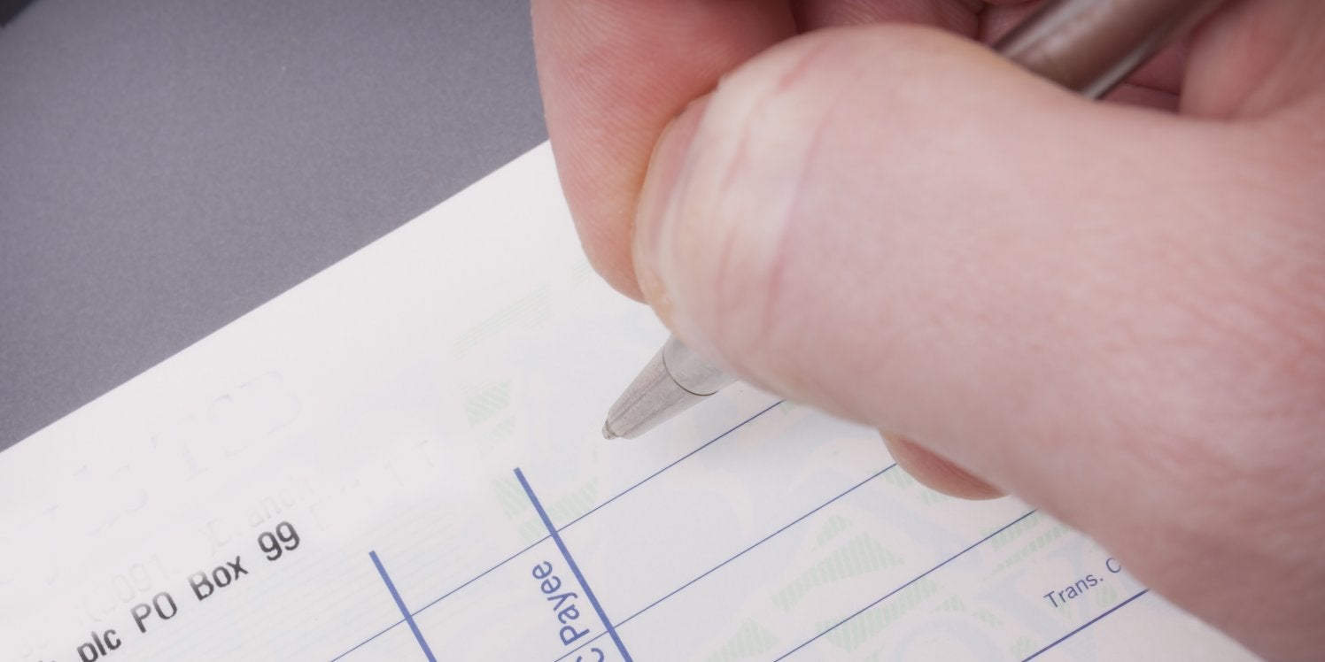 How to write a cheque | money.co.uk