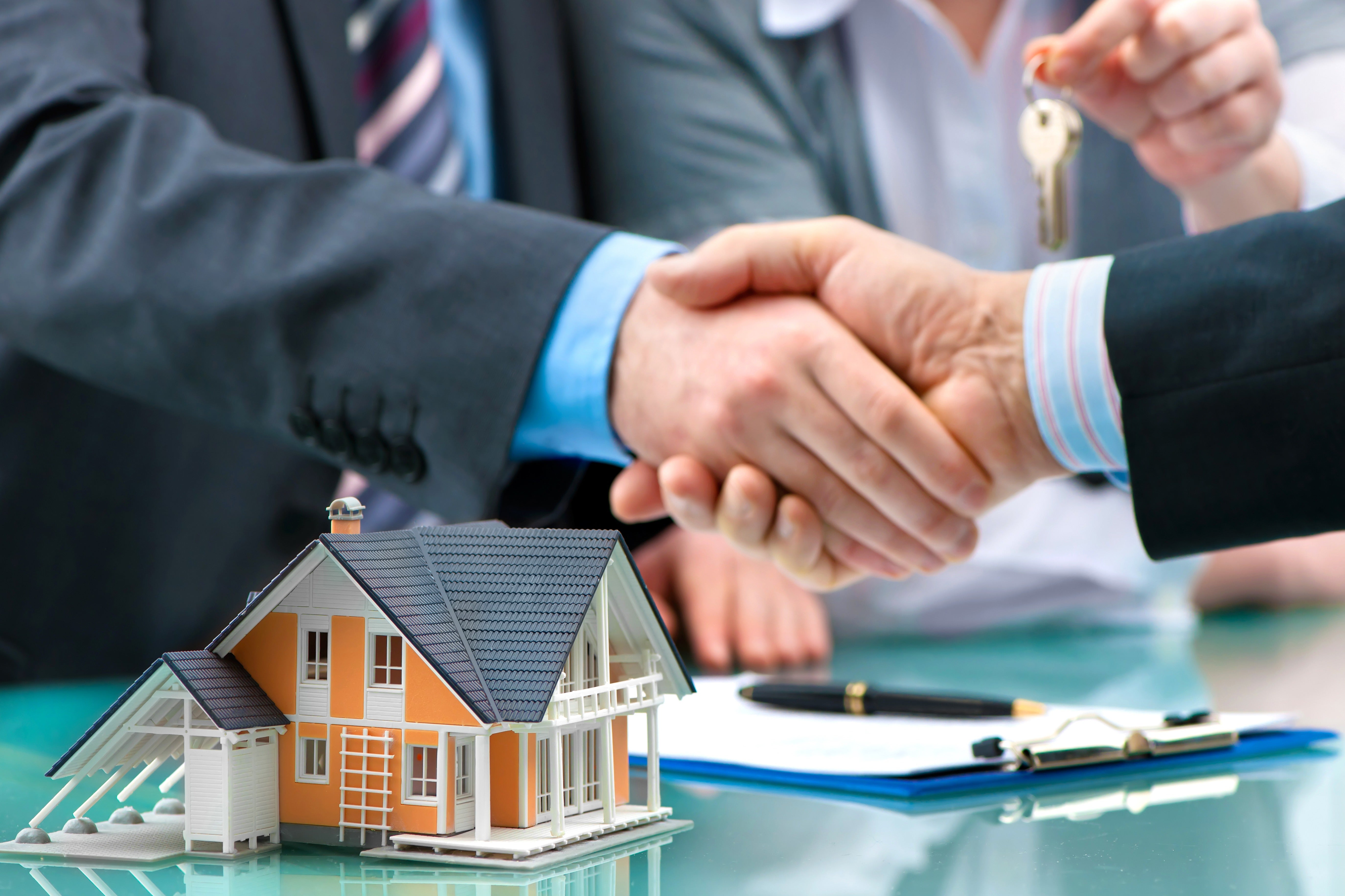 Should I Use A Mortgage Broker Or Bank, Which Is Better?